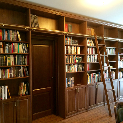Библиотека из массива дуба – шкафы для книг
